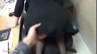 لا أحد يرى الجنس السريع أثناء استراحة الغداء مع زميل (محلية الصنع خاصة للهواة الروسية الخيانة)
