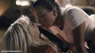 Police lesbian fucks a young girl 