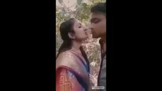 Beautiful sexy girl outdoor blowjob cum mms video