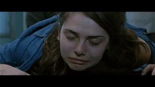 Terrorists young hostage in turn 