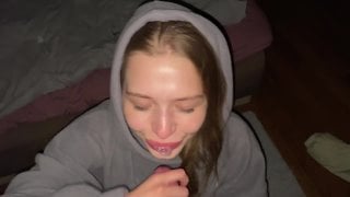 Подцепил шлюху на улице и трахнул ее без презерватива [порно секс интим девушка домашка шкура пошлое знакомства жопа девочки]