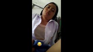 Yalangoch qizlar sevishmoqda