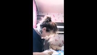 Трахнул попку молодой красивой сестры лучшего друга на вписке жесткий секс анал раком русское домашнее порно слив бывшей