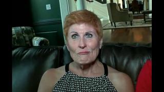 Порно ей 68 бабушка говорит перед сексом porn sex gilf granny clara red