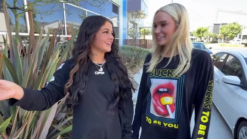 Rara knupps & porn threesome onlyfans