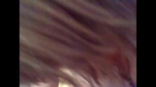 Пьяную шлюху жену на вписке раздели и заставили раздеться и дрочить член друзей мужа пока он спит бухой, друзья пользуются женой