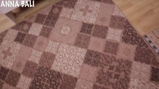 Села на дилдо, чтоб спрятать его от папы но оргазм всё выдал!