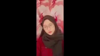 Abg smp pasrah menikmati genjotan kontol imut watch online