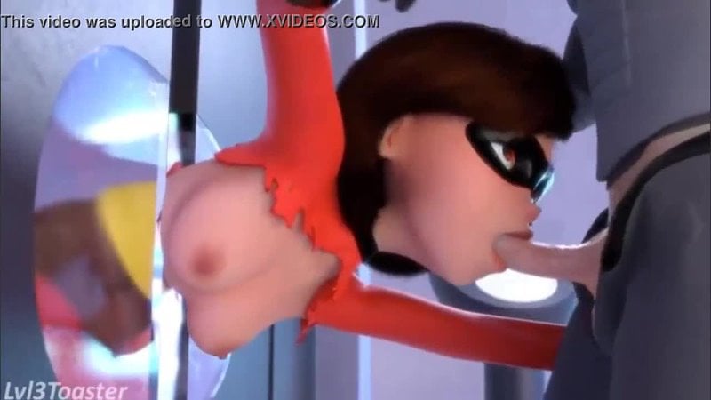 Эластика застряла в дверях и была вытрахана охраной с 2 х сторон