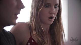Missax Ashley Lane Eyeing PornoGraphy with Ashley (Russian translation) 