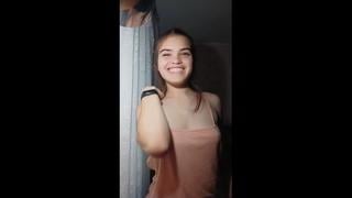 А она милая [bigo, tango, buzzcast, periscope, facecast, crazycash]