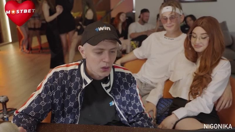 Порно пародия 18 слив мелстроя стрим дилара бустер код melporn porncom