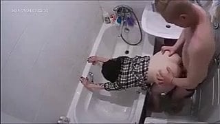 Пьяную таню трахнул в разгар вечеринки прямо в ванной теги порно наказание минет молодые анал групповое любительское вписка
