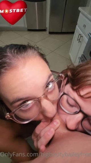 Onlyfans bigbootybailey, emma paige26 emma and i fuck our delivery driver amateur, anal, close up, cumshot, deep