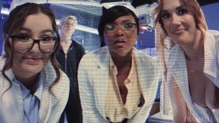 siri dahl , khloe kay , eva maxim , leana lovings , avery jane and zariah aura d o l s