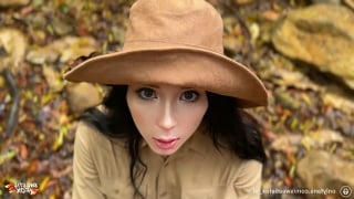 Гид высасывает отраву из хуя sweetie fox the guide sucked the poison out of the penis and saved her life in jungle pov анал cum