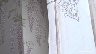 Настоящие 18+ (большая висячая грудь красивой стройной девушки, сиськи, дойки, молочная, худая, топлес)