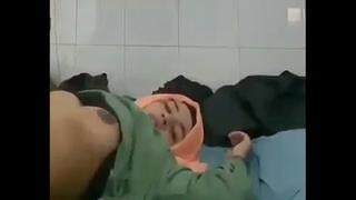 محجبة ممحونة تتناك من استاذها في الرياضة