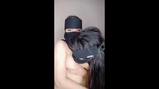 احلى سحاق عربي قدام الكامرا 🥵 watch online