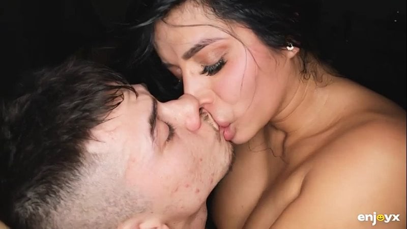 🍿 sara retali the summit of satisfaction 🔗