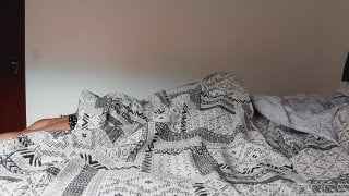 Сюрприз под простынёй а затем принцесса получает анальный секс и интенсивный оргазм | пикап, 21