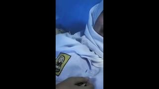 Abg sma hijabers, toketnya pas di tangan lah yaa mp4