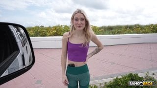 Thea summers running up in thea