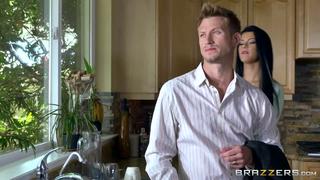 Peta jensen, jessa rhodes to catch a cheat