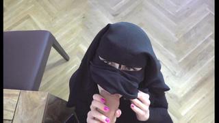 Sexwithmuslims Rebecca Ebony Scanty Muslim Niqab Woman [mature , Mummy , восточное , турецкое , порно , Cекс , на камеру , арабское]