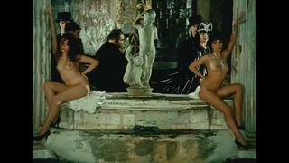 Bu sargishning osilgan kokraklari Pavlovskaya ichida porno