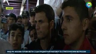 Питт пригрозил джоли разводом, если она не начнет есть