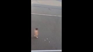 Многодетная мать голая вышла в магазин за бухлом