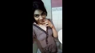 Pakistan girl show boobs and pussy