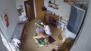 Massage Of The Ass And Boobs Peeping Hidden Camera Ipi Naked Wife Mother With Big Boobs And Asshole Bugs Laugh 