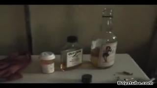 Педераст схватил за хуй спящего парнишку и, что было его сил, отстрочил пиписку