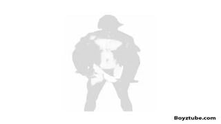 Как впервые в жизни натурал дал потрахать в девственный анал