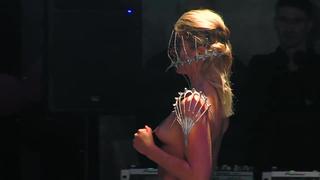 Nude fashion show na lodi 2014 (full hd)