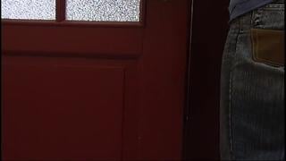 Дрочил на переодевающуюся мать
