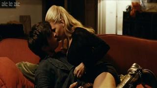 Күйеуінің әйелін иттік стильге қоюы туралы эротикалық романды оқыңыз.