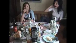 Еркектерді сауатын әйелдер порно видео Мұндай порно сізді қорқытады.