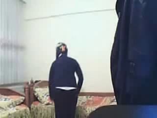 18 yaşında genç türbanlı kürt kız erkek arkadaşına cam show yaptı ...